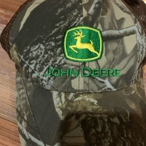 John Deere hat camo